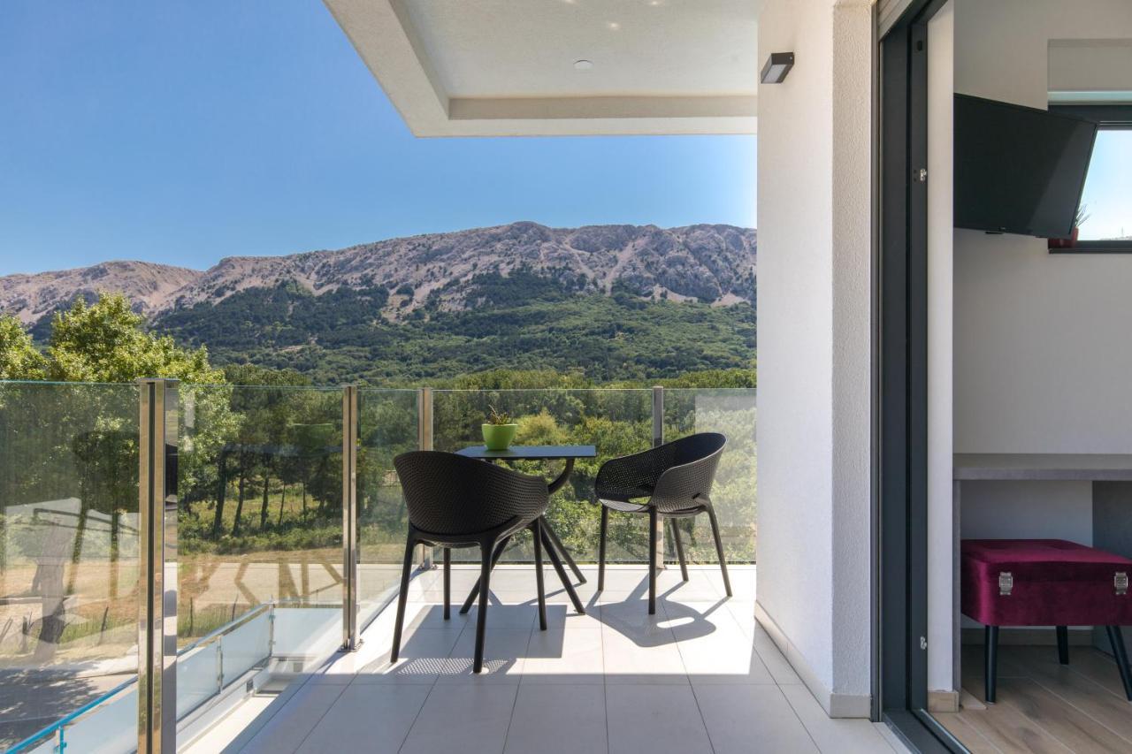 Villa Supernus With Heated Pool Baška Exterior foto